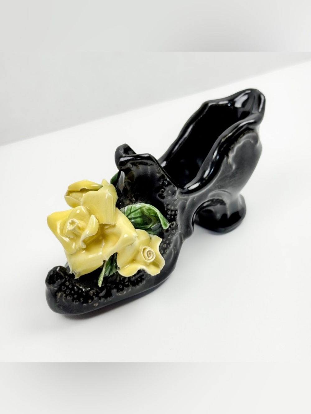Vintage Ceramic Black High Heel Shoe Figurine Planter Yellow Rose 6” - Picture 6 of 13